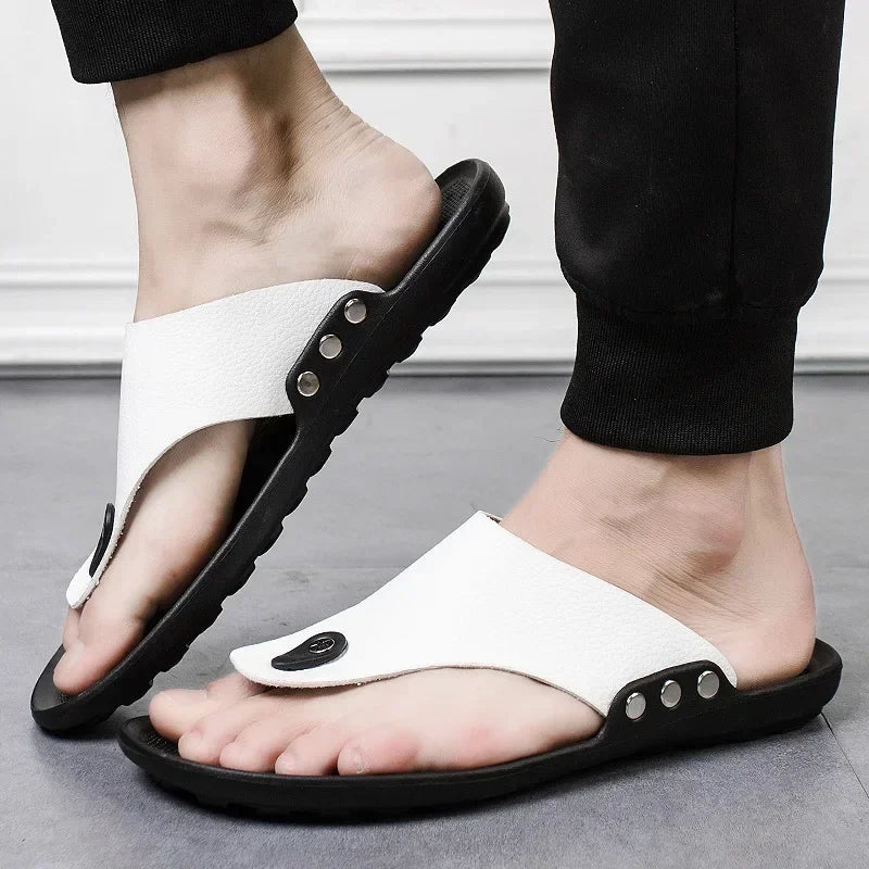 MAEDEF Fashion New 2024 Man Shoes High Quality Anti-slip Beach Sandal Summer Lightweight Breathable Soft Comfortable Casual Shoe